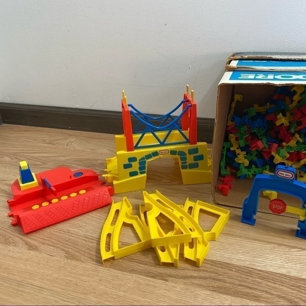 Vintage Little Tikes Track System Toy Play Set Building